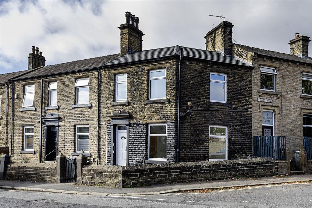 Property photo 1 of 24