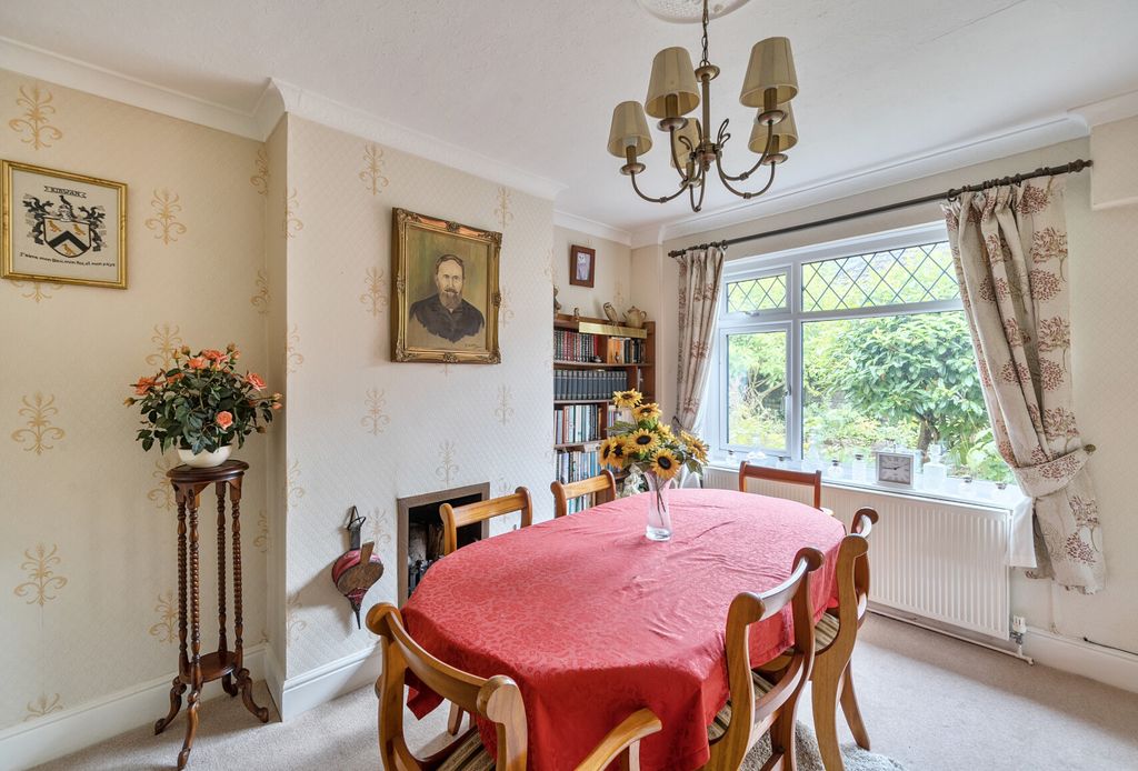 Property photo 3 of 21 1350438-21-68c1Ae...