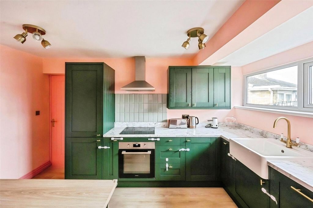 Property photo 2 of 12 Kitchen Area
