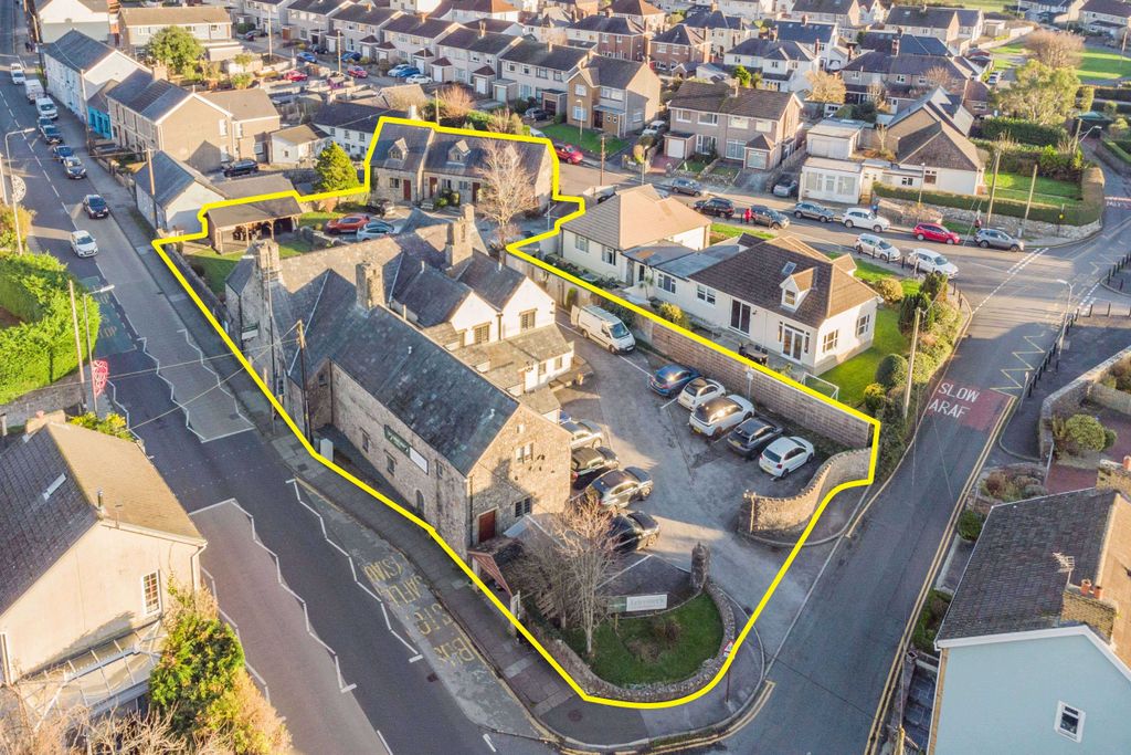 Property photo 1 of 17 The Great House Hotel, Laleston, Bridgend, Cf32 0Hp