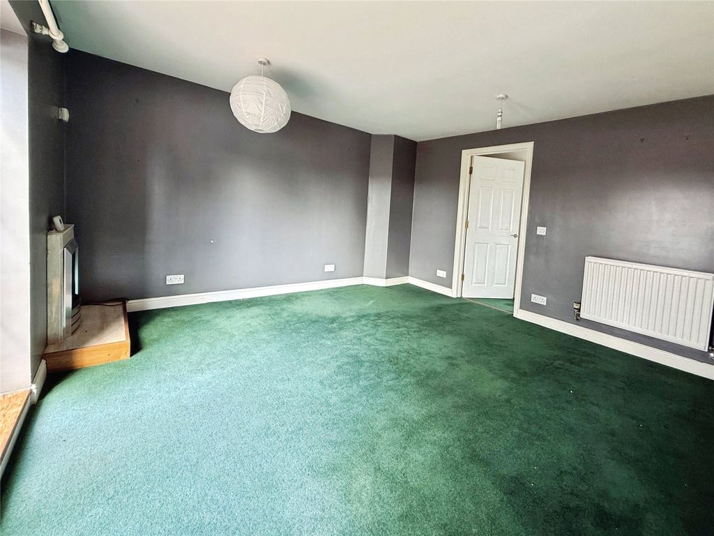 Property photo 2 of 9 Living Room