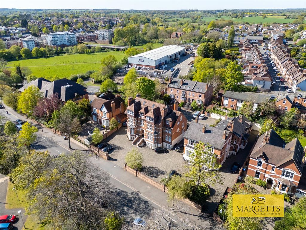 Property photo 2 of 31 Aerial-2.Jpg