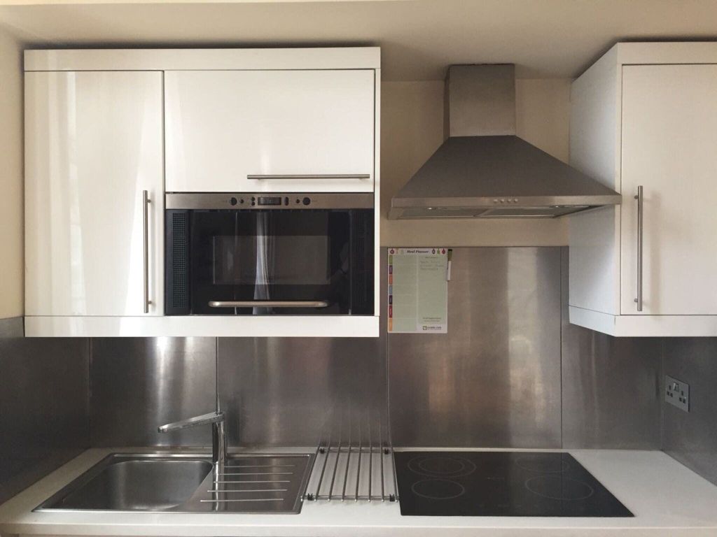 Property photo 2 of 5 Kitchen