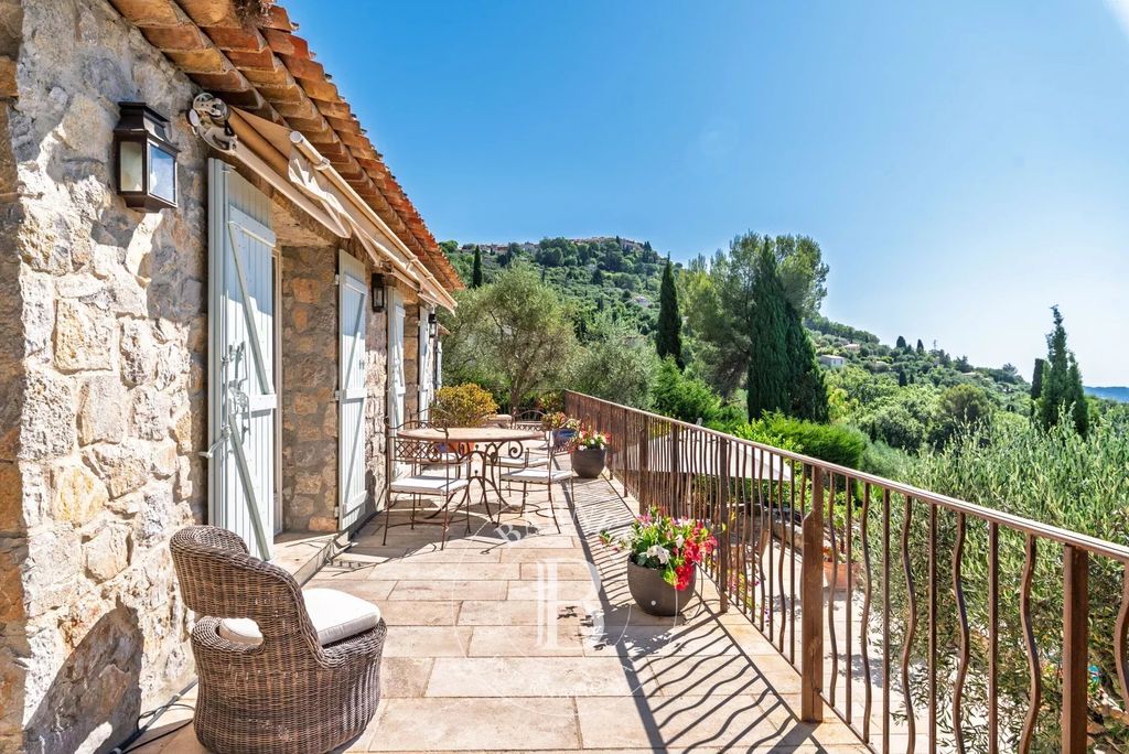 Property photo 1 of 23