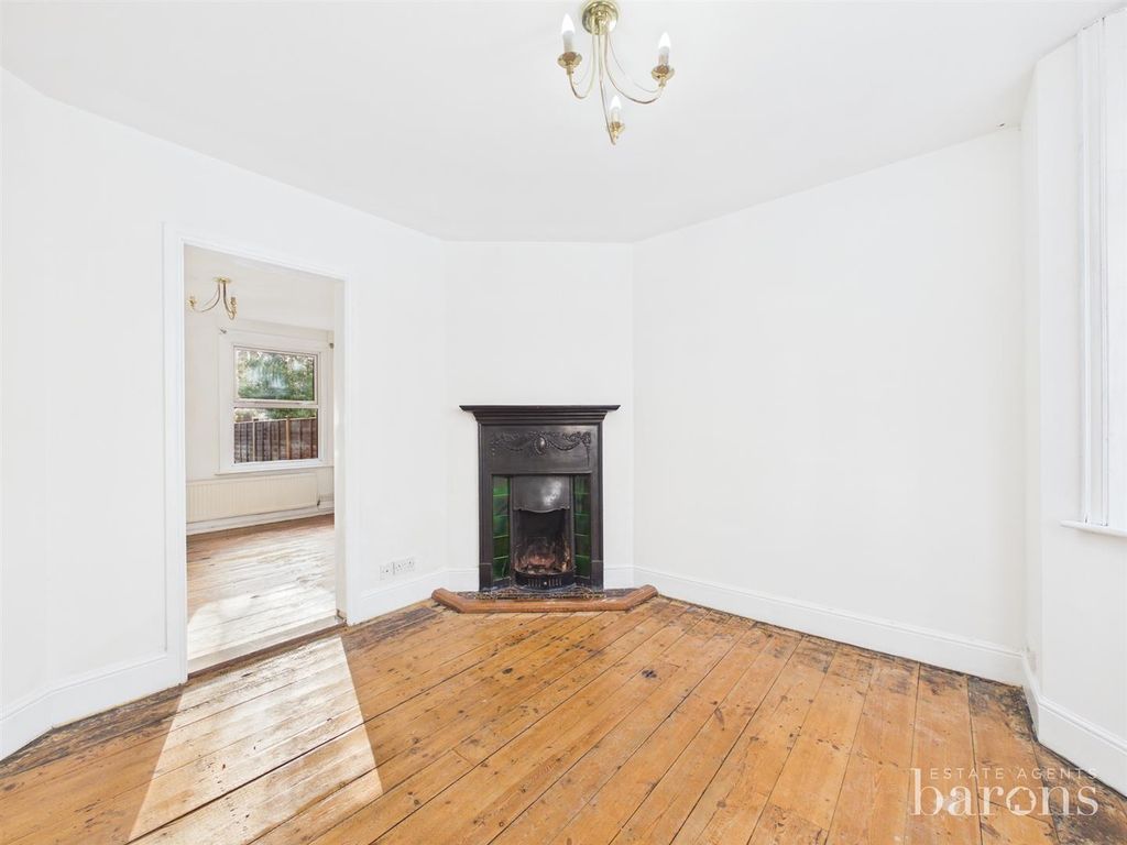 Property photo 3 of 16 Cam05500G0-Pr0134-Still002.Jpg