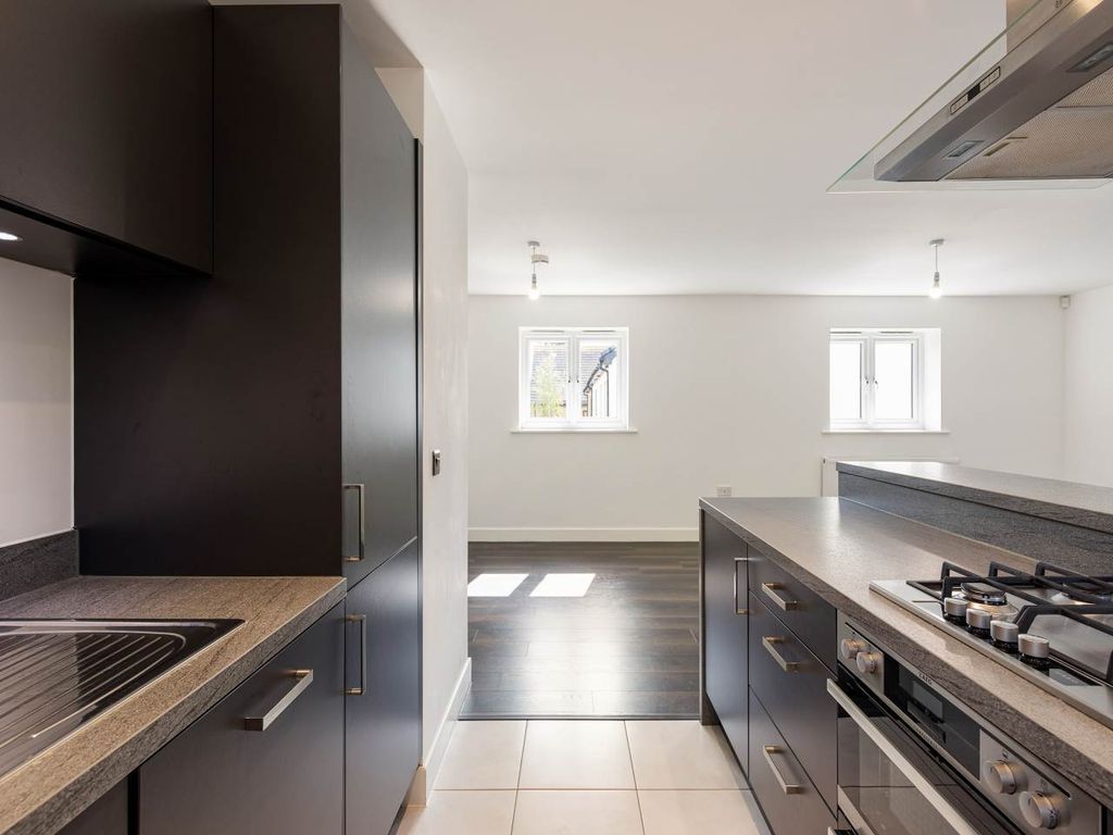 Property photo 3 of 17 Img_1528