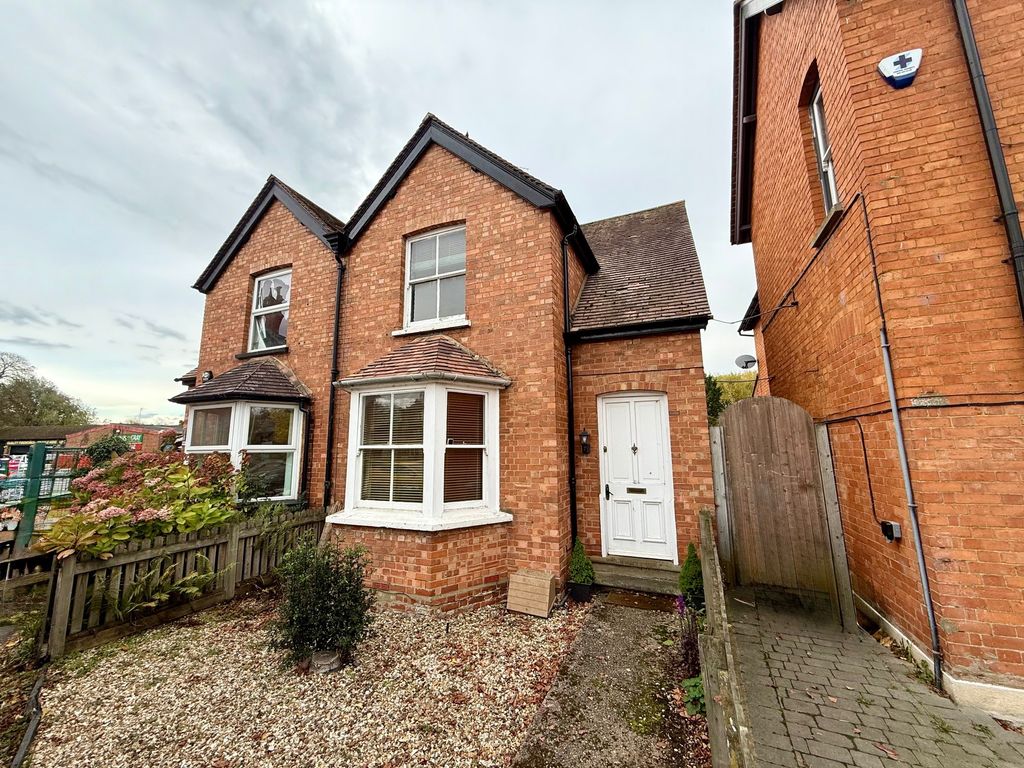 Property photo 1 of 8 Exterior