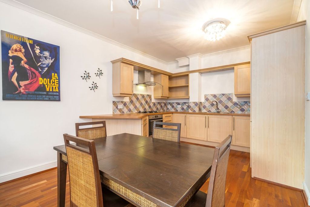 Property photo 2 of 4