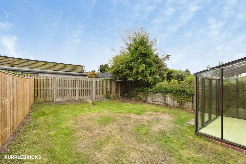 Property photo 2 of 21