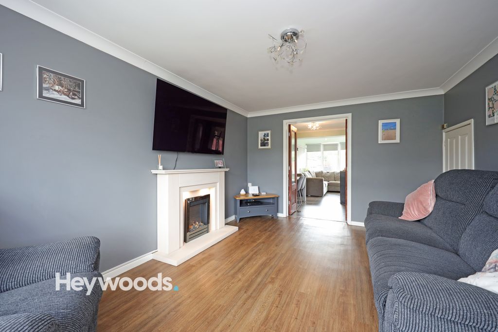 Property photo 3 of 26 0F1A9894