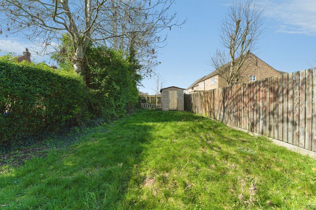 Property photo 2 of 20