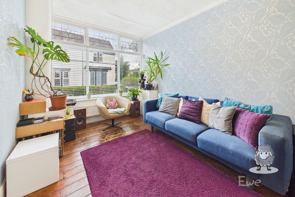 Property photo 2 of 15 14