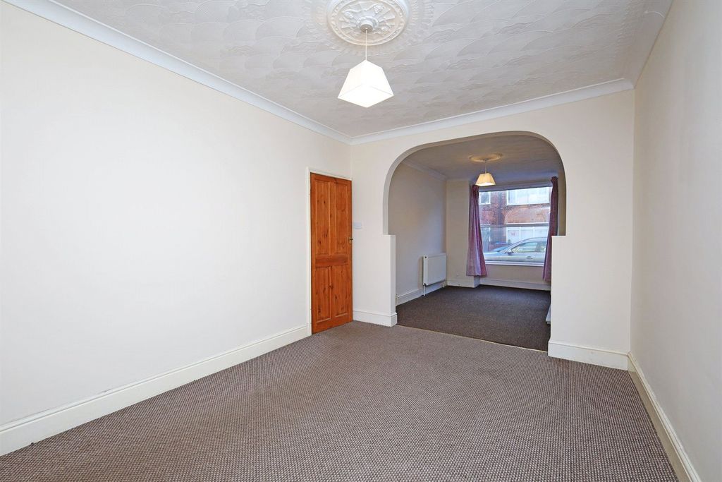 Property photo 3 of 23 Picture No. 03