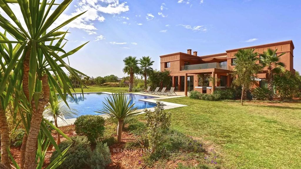 Property photo 2 of 26 Click Here If You Are Looking For Villa For Sale In Marrakech Villa Zitouna  From Kensingtonmorocco.Com Villa For Sale Marrakech Villa For Sale In Marrakech Luxury Villa For Sale Marrakech