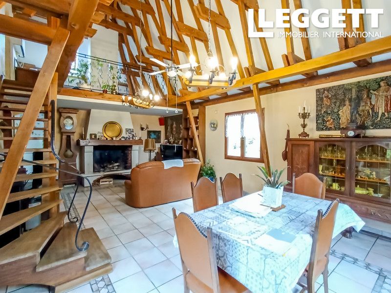 Property photo 3 of 10