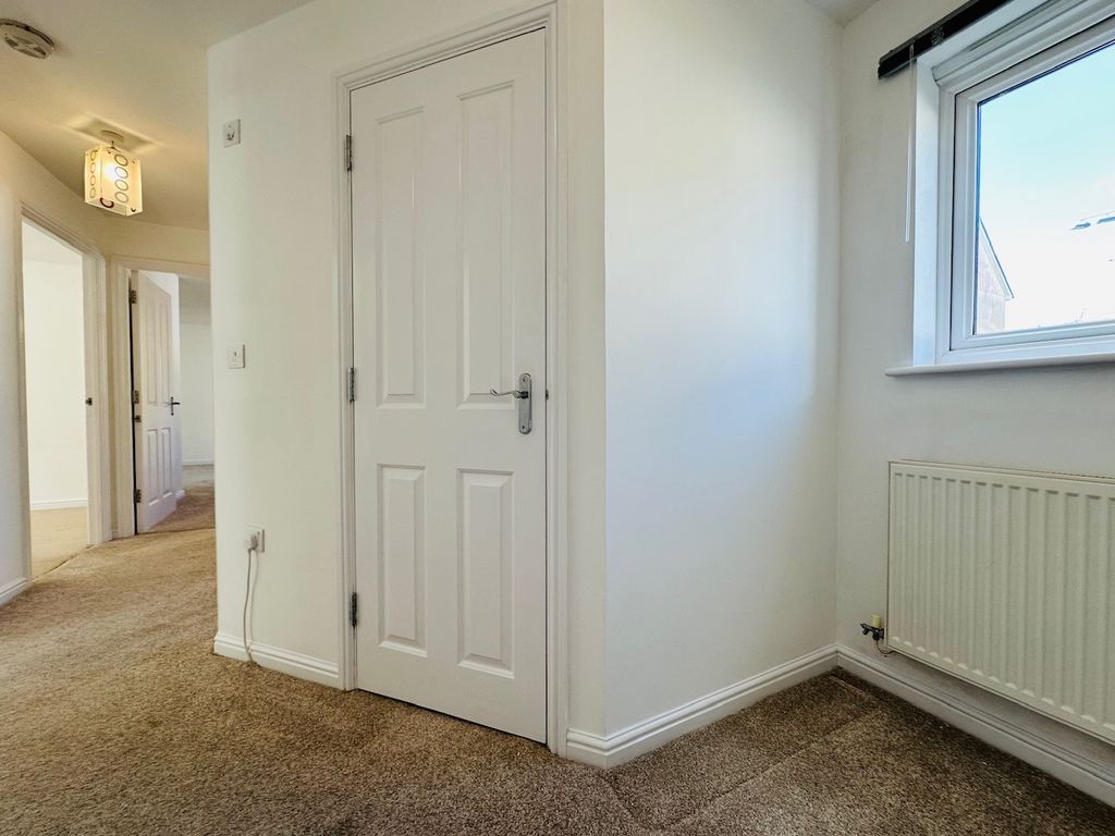 Property photo 2 of 12 Img_3686