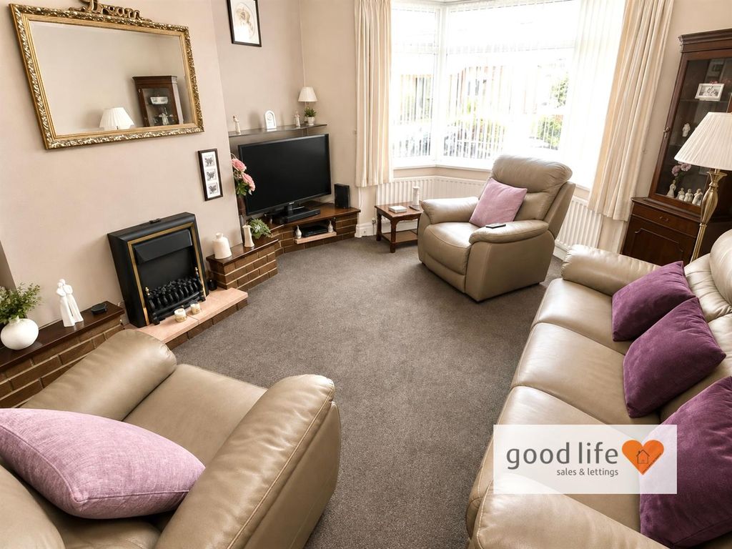 Property photo 2 of 19 20260811_223345857_Ios3 Appleforth Avenue.Jpg