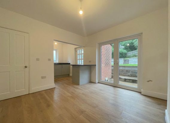 Property photo 3 of 10 Kitchen Diner