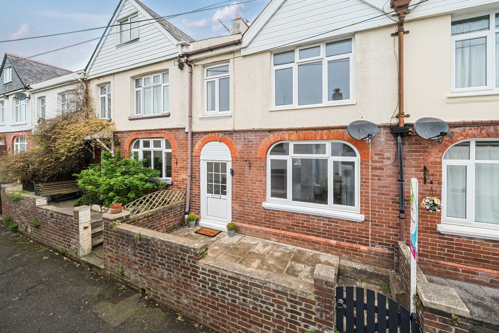 Property photo 1 of 19 1396045-1-69E0F7A772Cfa-Arw-1