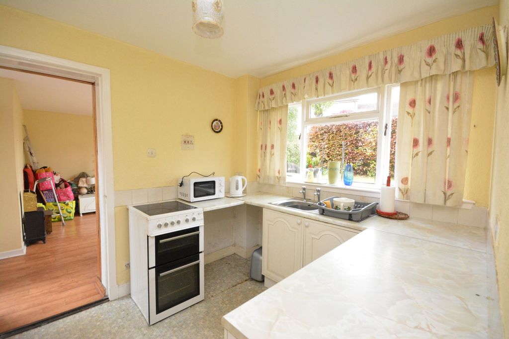 Property photo 3 of 11