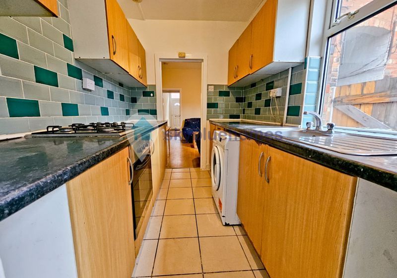 Property photo 3 of 11 Photo 4