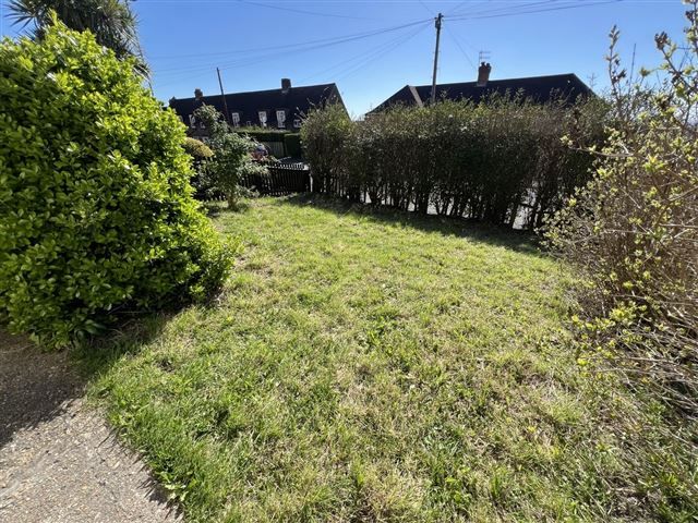 Property photo 2 of 8 Front Garden