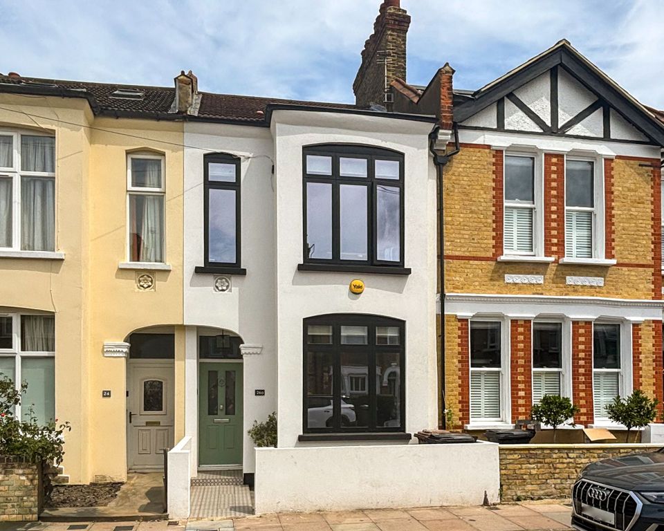 Property photo 2 of 17