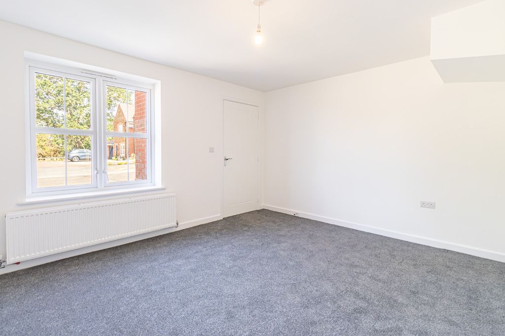 Property photo 3 of 21 5419523
