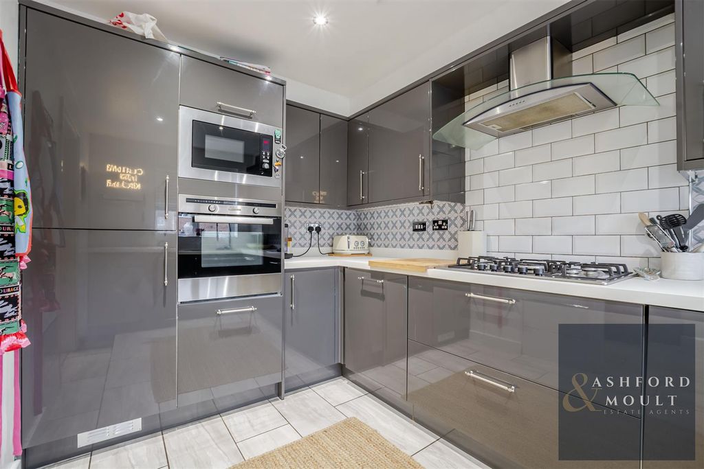 Property photo 3 of 25 Ccltd5.Jpg