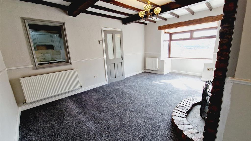Property photo 2 of 15 3 Seaton Lounge