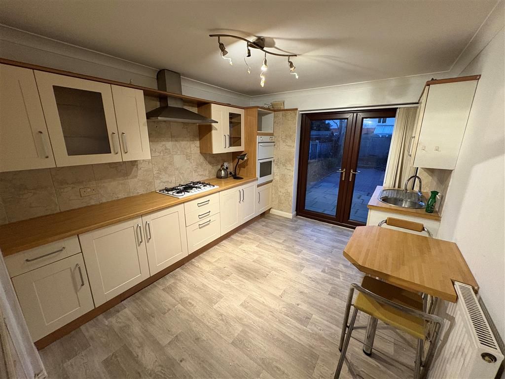 Property photo 3 of 16 Image