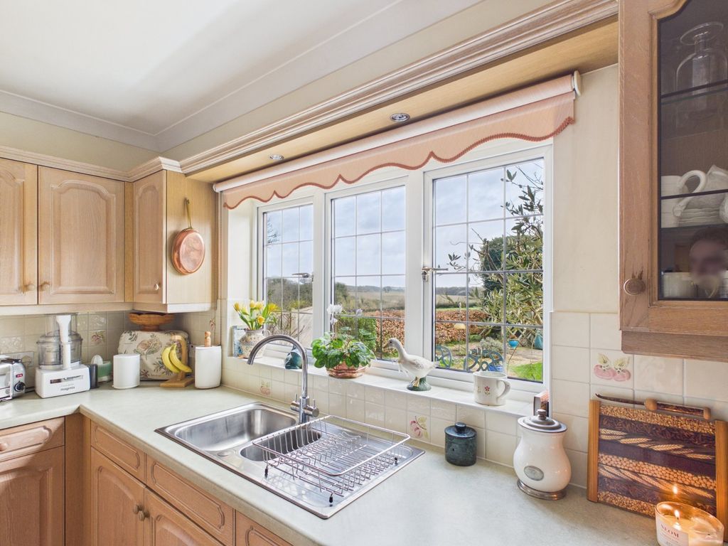 Property photo 3 of 16 Kitchen View