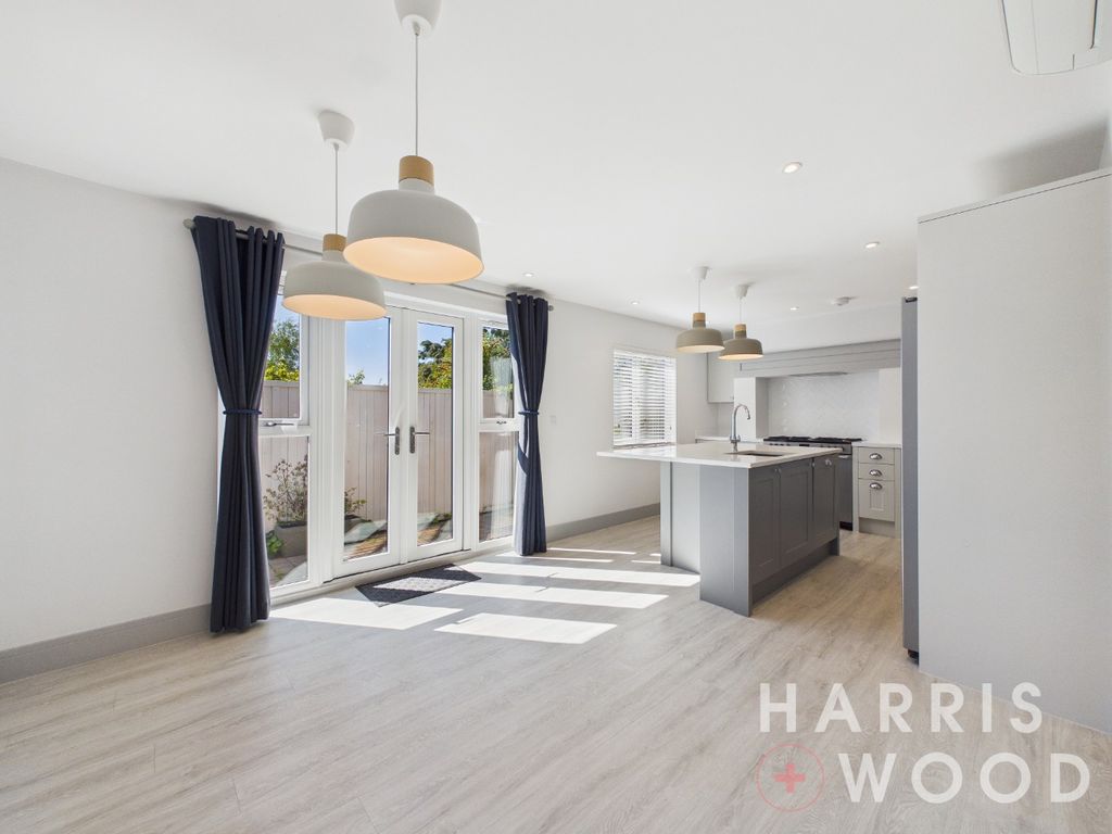 Property photo 3 of 43 51090410