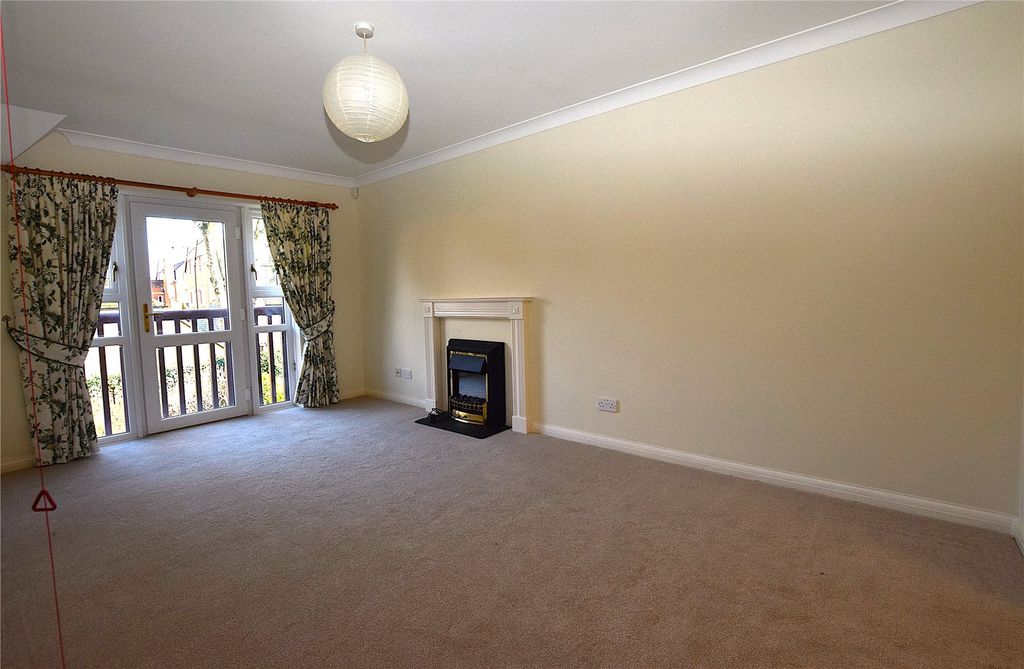 Property photo 3 of 10 Picture No. 13