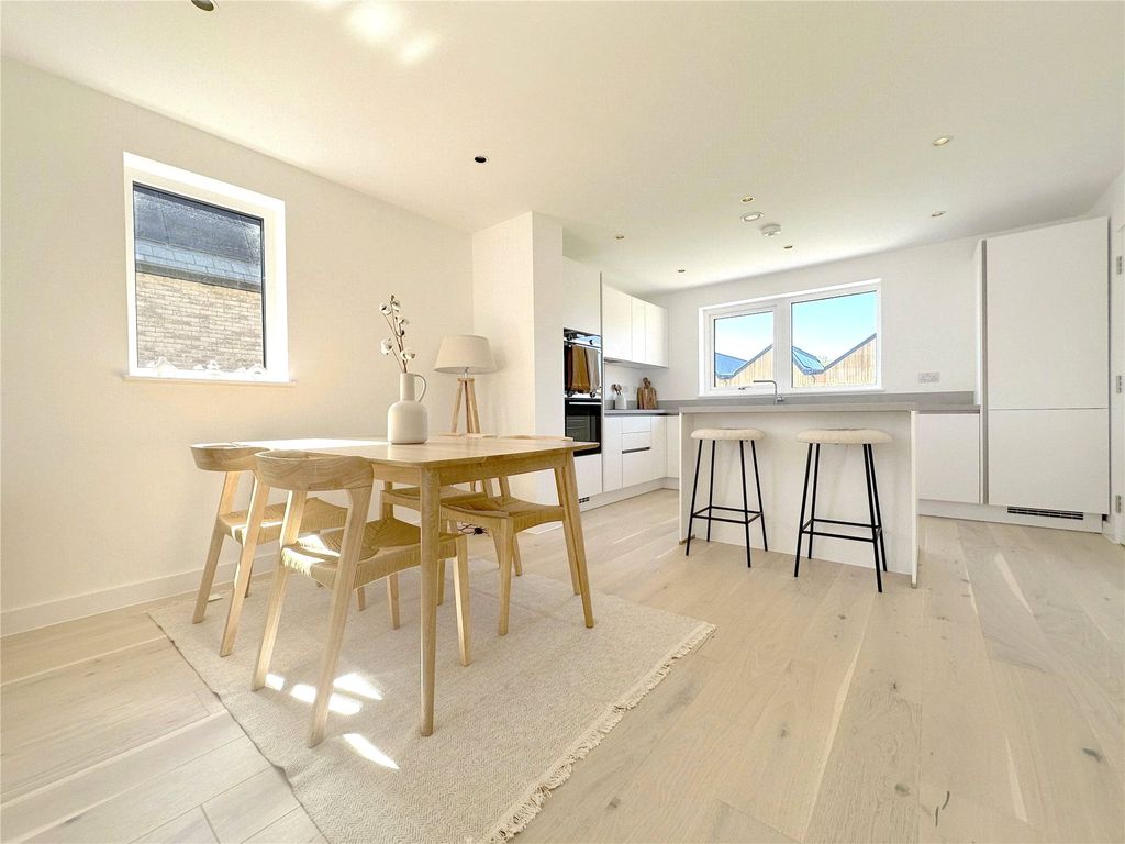 Property photo 2 of 13 Dining Area