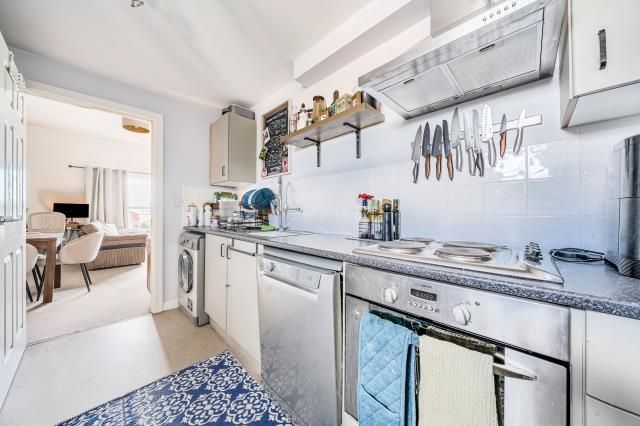 Property photo 2 of 15 Kitchen