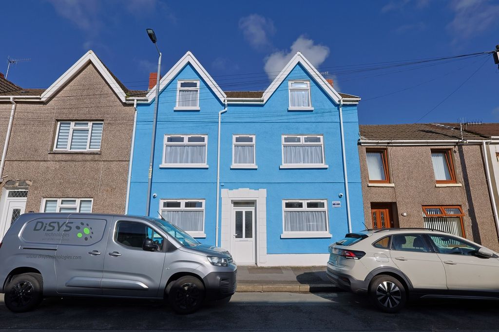 Property photo 1 of 34 Front