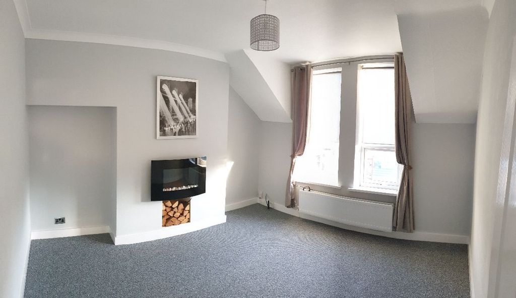 Property photo 2 of 3