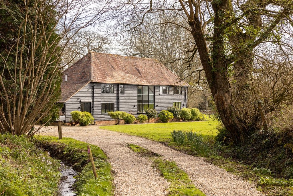 Property photo 1 of 39