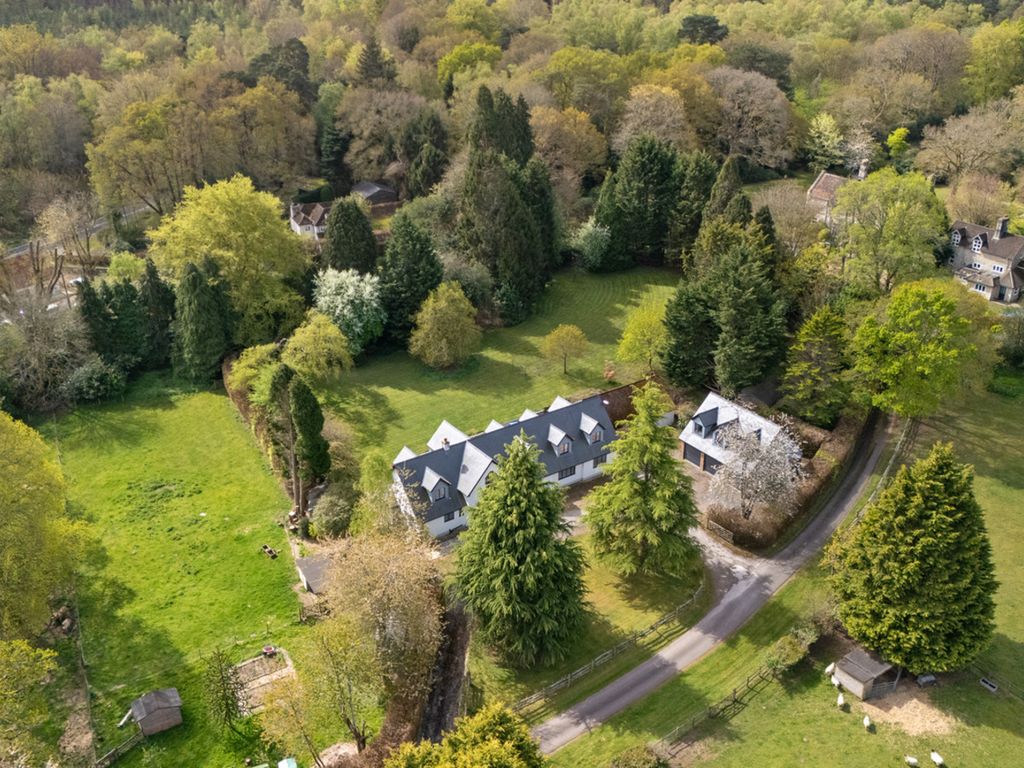 Property photo 2 of 19