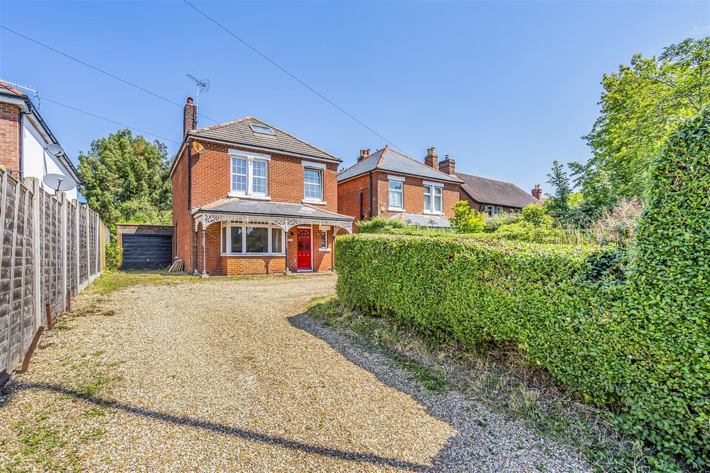 Property photo 1 of 16 Main Road, Southbourne-Porticomarketing-Nexa-37.Jp