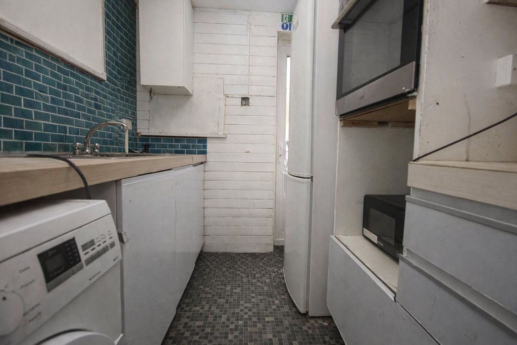 Property photo 2 of 5 Picture No. 08