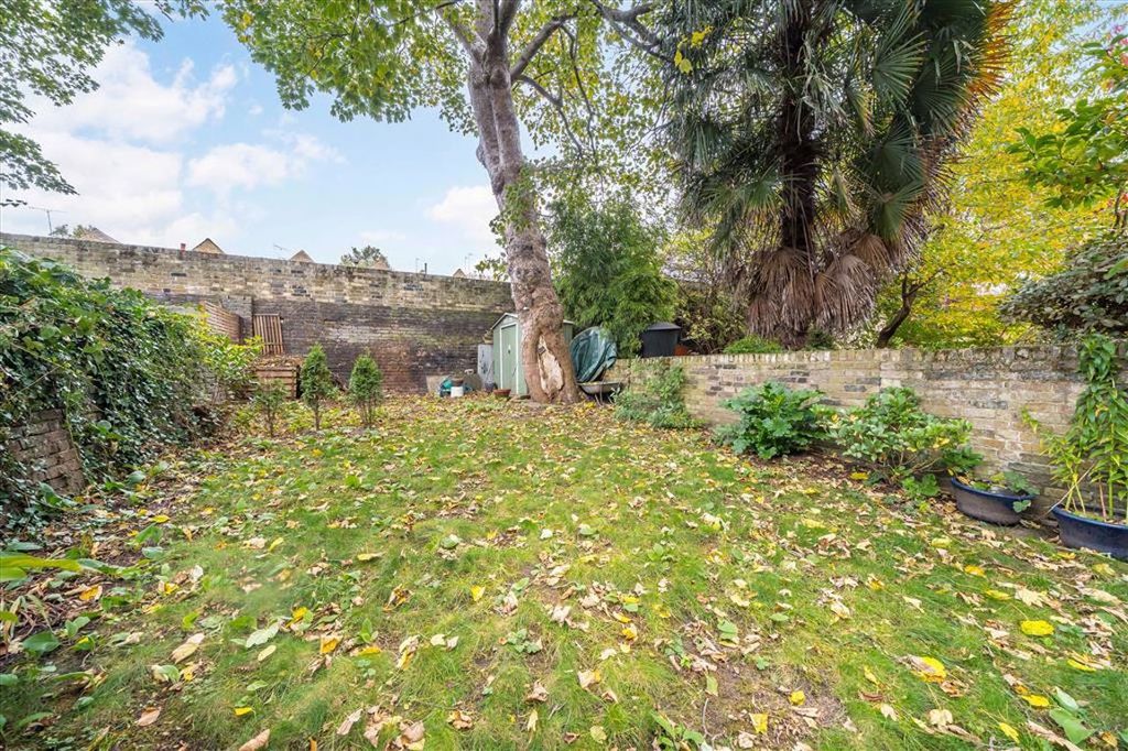 Property photo 3 of 6