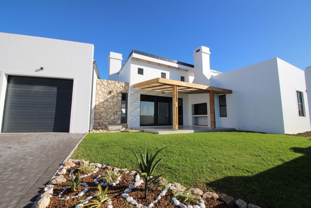 Property photo 1 of 38 La1706127