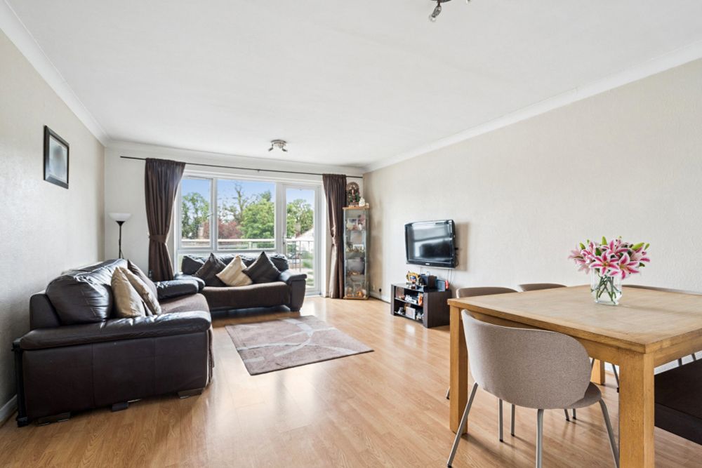 Property photo 2 of 12