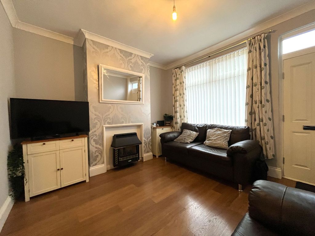 Property photo 3 of 20