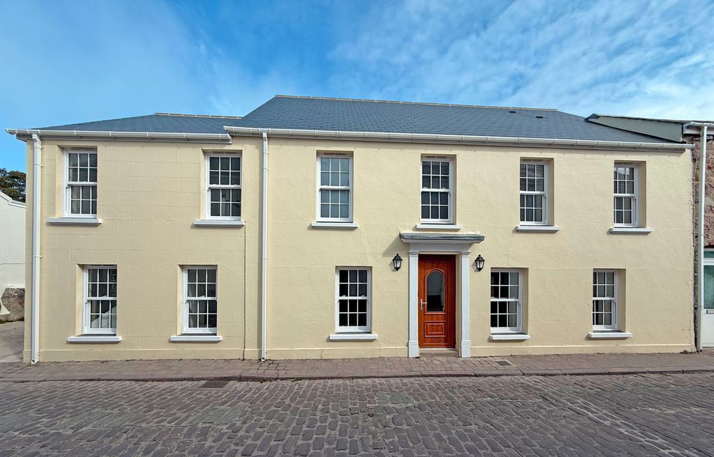 Property photo 1 of 27