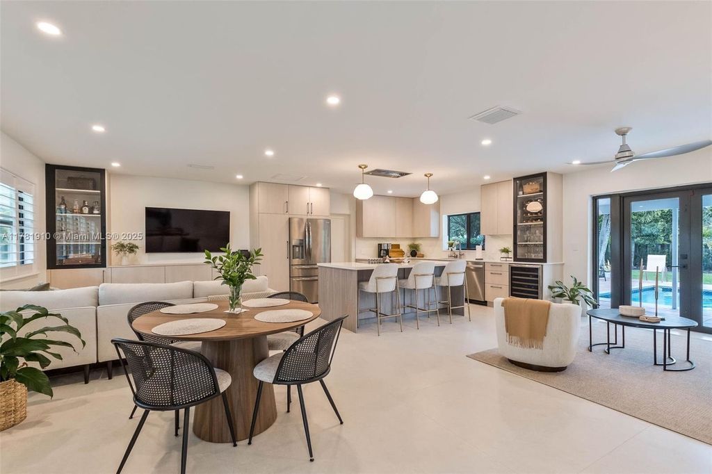 Property photo 3 of 26 <Alttext/>