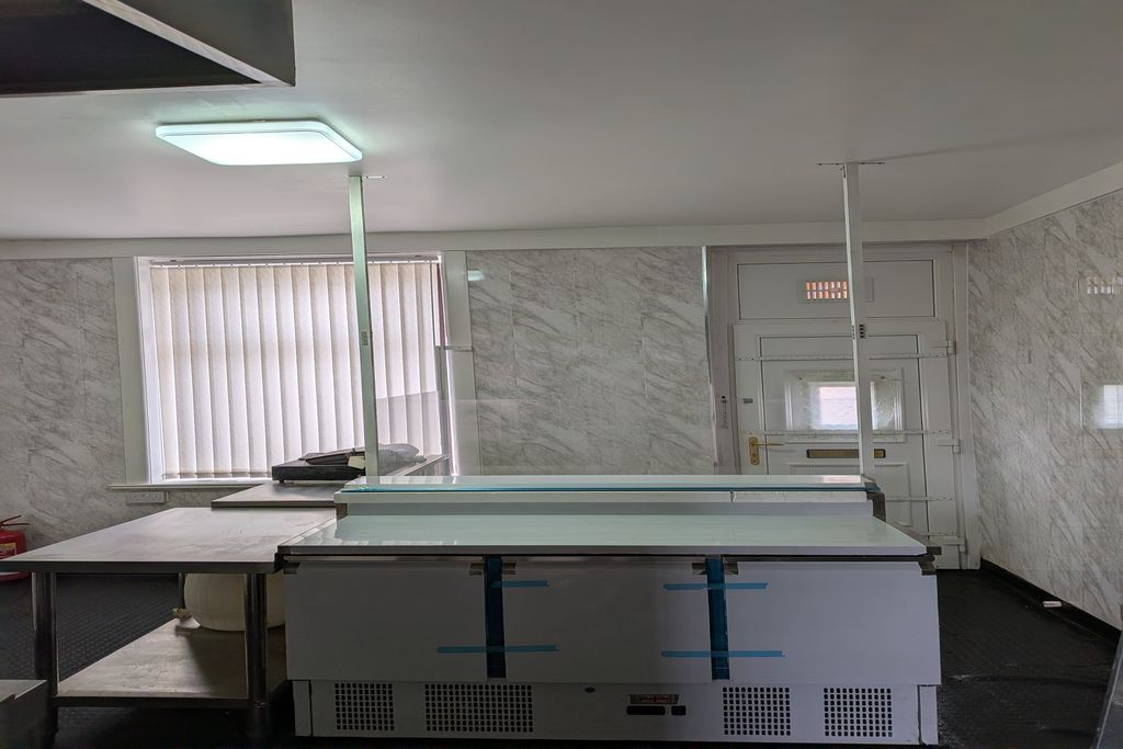 Property photo 3 of 11 Ingham Street - Shop Overview