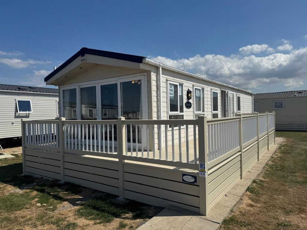 Property photo 1 of 10 Delta Cambridge 2016 Car0021444 145113791.Jpeg